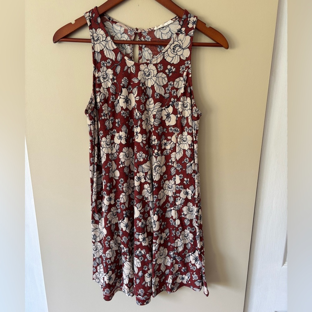 LUSH Floral Sleeveless Flowly Dress Size Small
